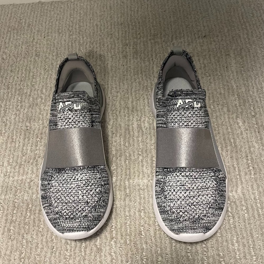 APL TechLoom Bliss Size 7 in HEATHER GREY/ SILVER/ OMBRE
